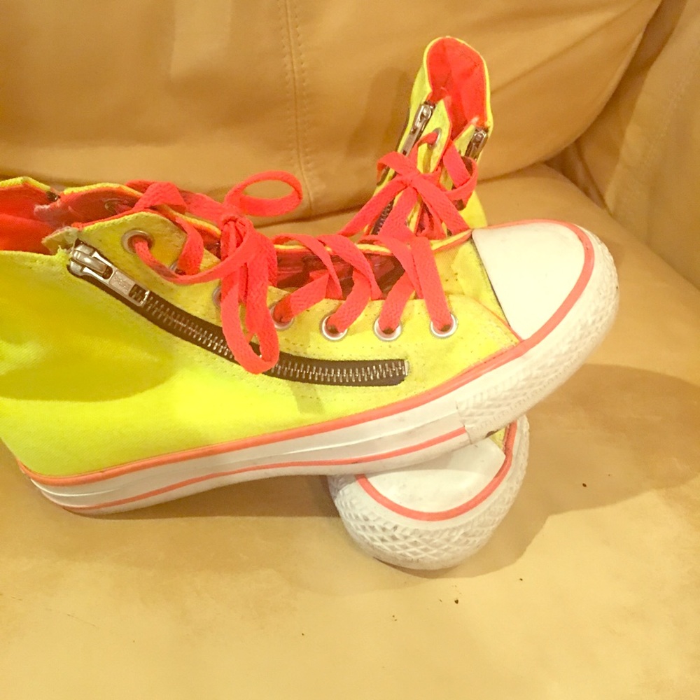 Neon Converse